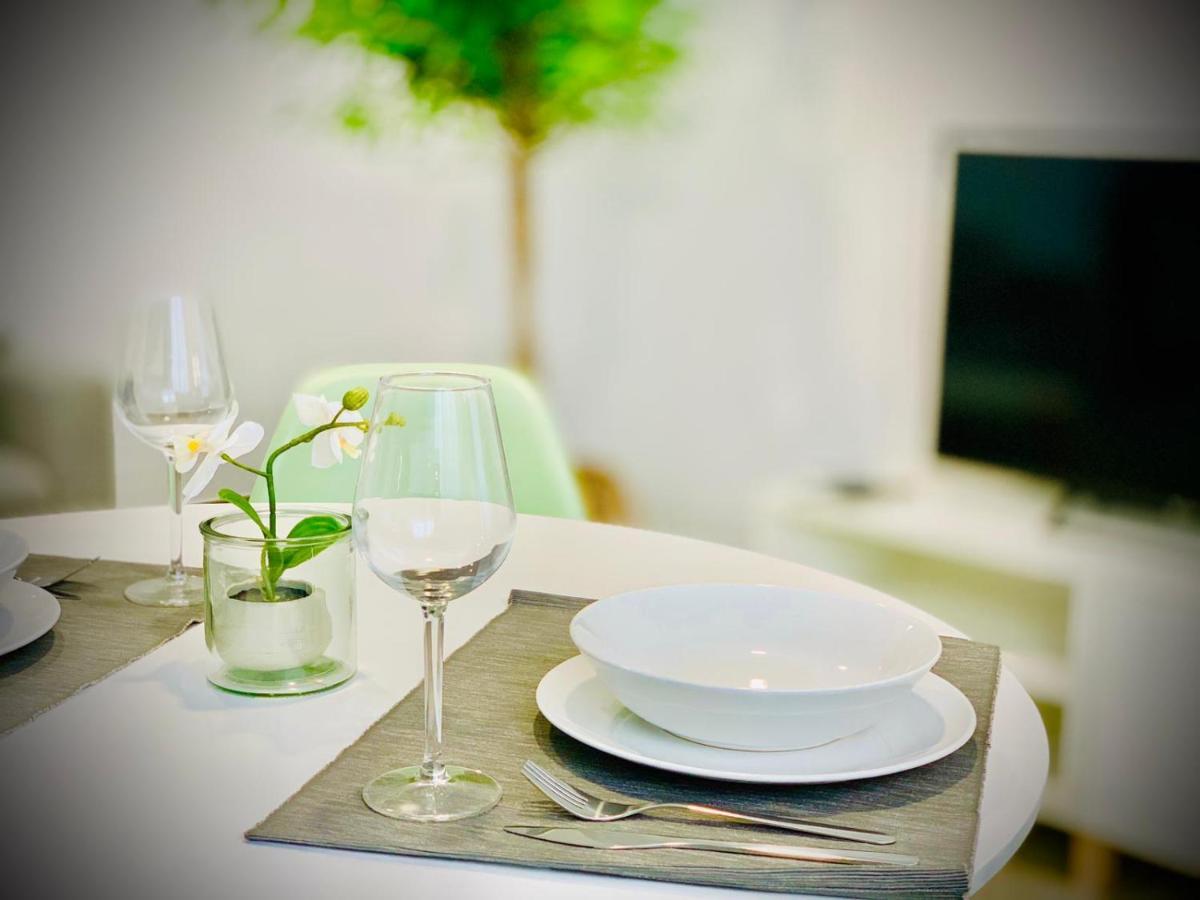 Apartamentos Villas Romanas เมรีดา ภายนอก รูปภาพ